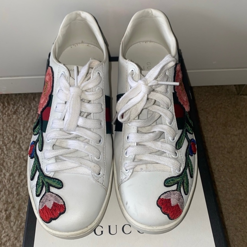 Preowned sneakers